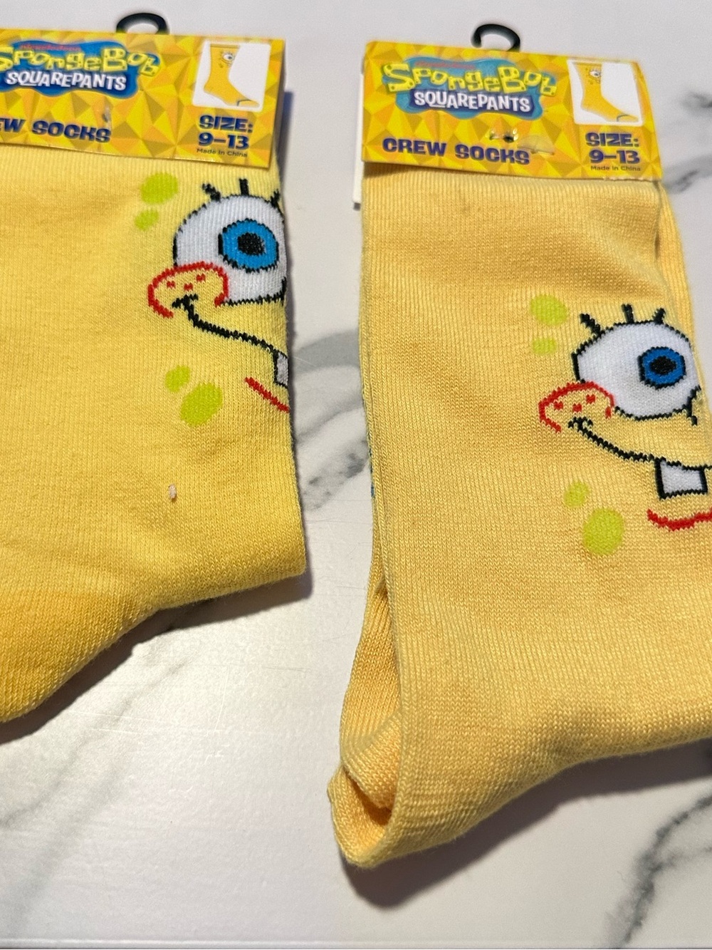 SpongeBob SquarePants Yellow Crew Socks - Men Size 9-13